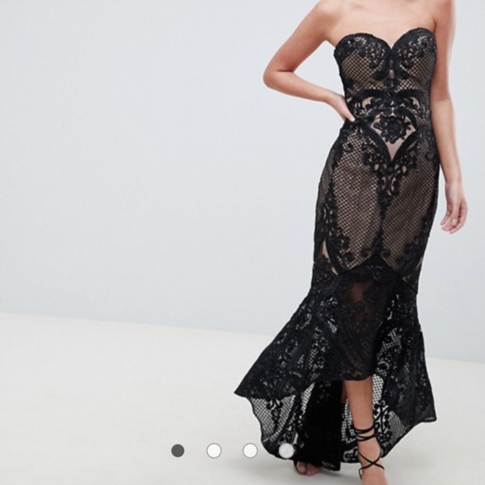 Bariano Strapless Fishtail Lace Dress